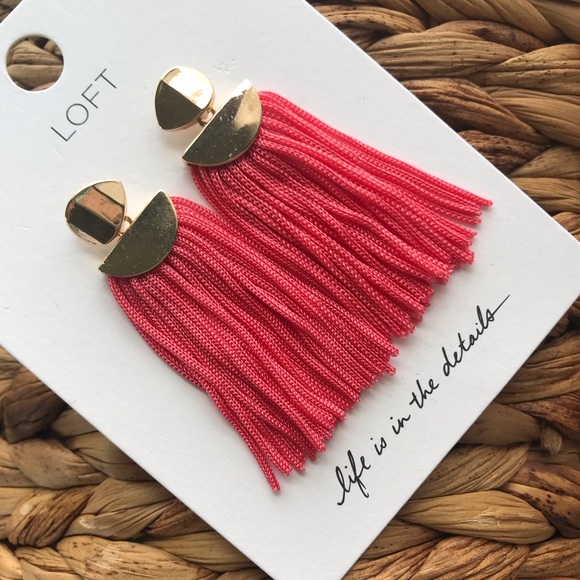 LOFT Jewelry - LOFT Pink w/ Gold fringe earrings